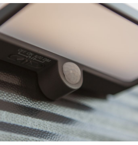 Aplique led solar de pared Lutec Doblo con sensor de movimiento