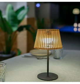 Lámpara de mesa solar y batería recargable Newgarden Okinawa