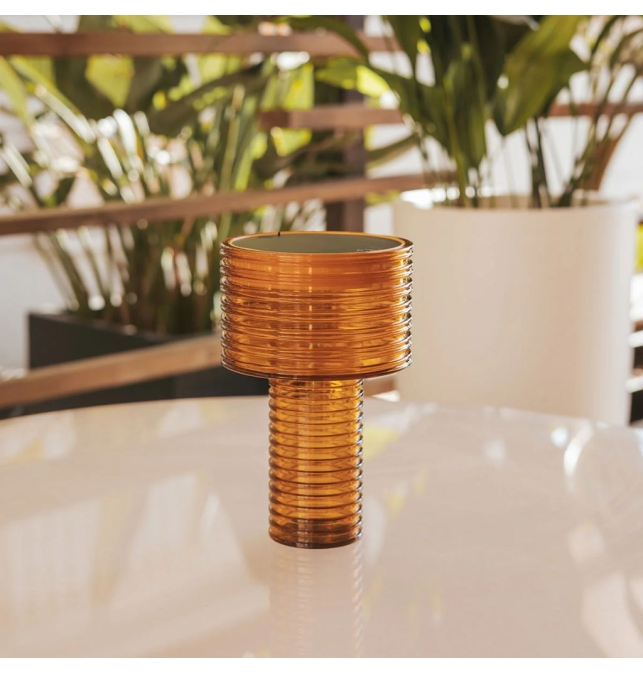 Lámpara de mesa solar y batería recargable Newgarden Ámbar