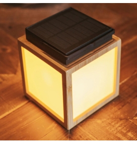 Farol solar portátil Newgarden Vega Lantern