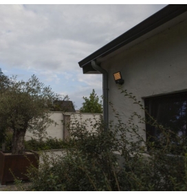 Foco proyector led Lutec Atlantis 23,5W 3000K o 4000K gris oscuro