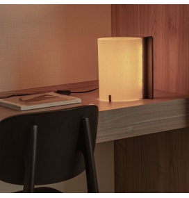 Lámpara de mesa con led integrado Faro Cata Fresno negro 2200K