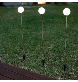 Lampara de jardín solar con pica BRUNA x 3 de Newgarden