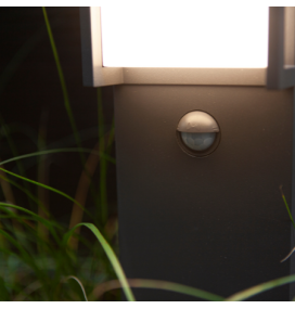 Baliza led Lutec Qubo con sensor 17W