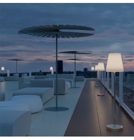 Lámpara de pie led solar Newgarden Lola Slim 120 antracita